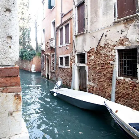 Apartman The Lovers' Loft